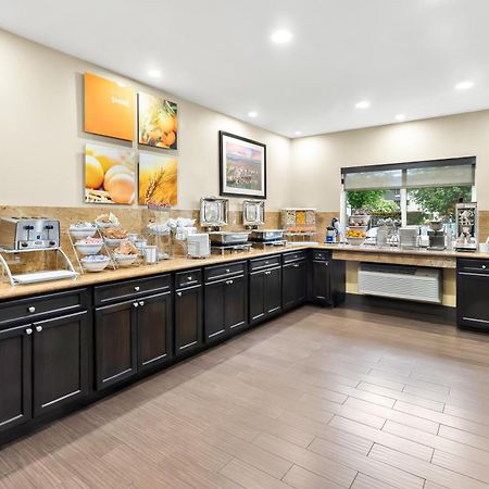 Comfort Suites Portland Airport Esterno foto