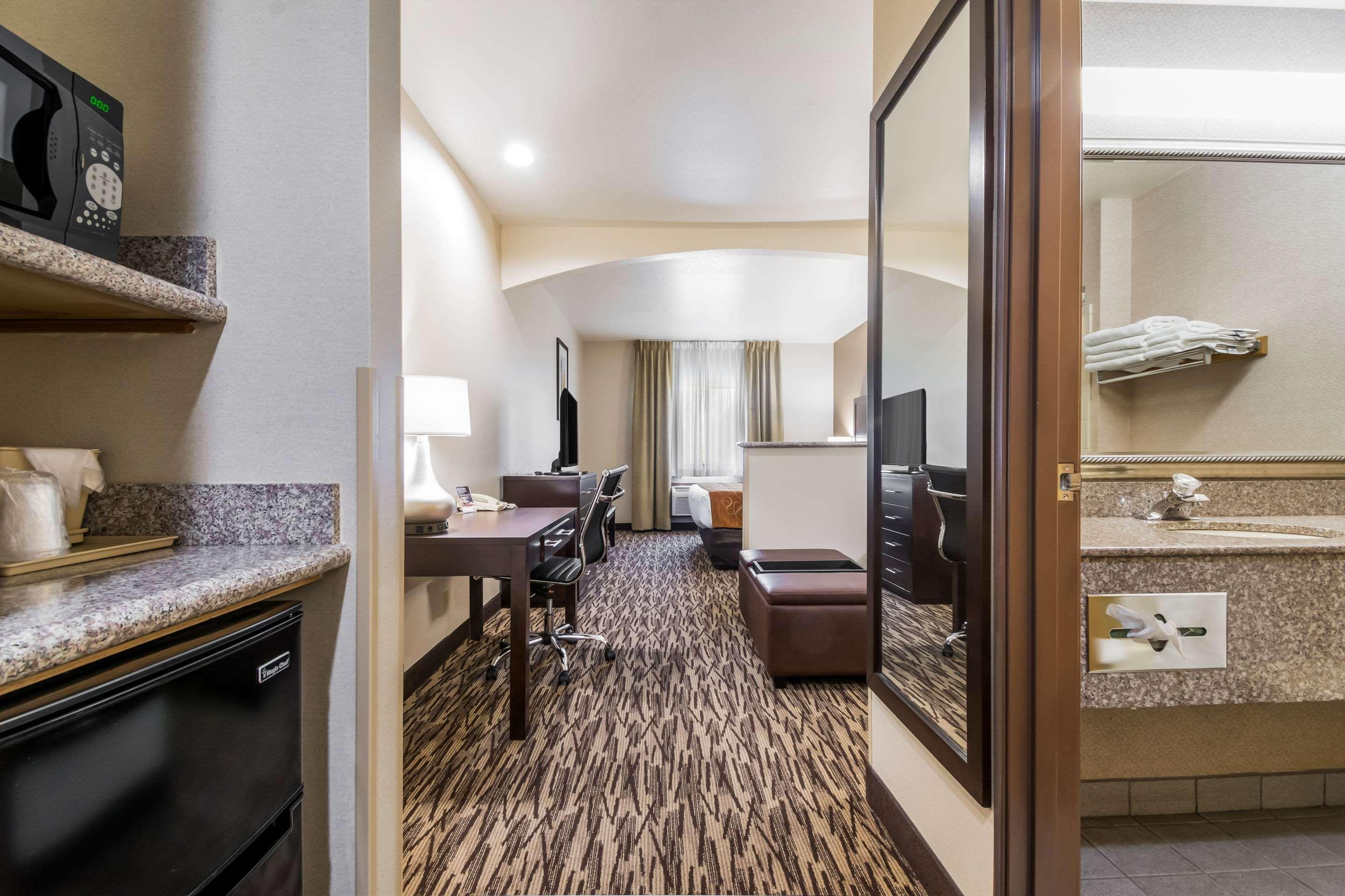 Comfort Suites Portland Airport Esterno foto