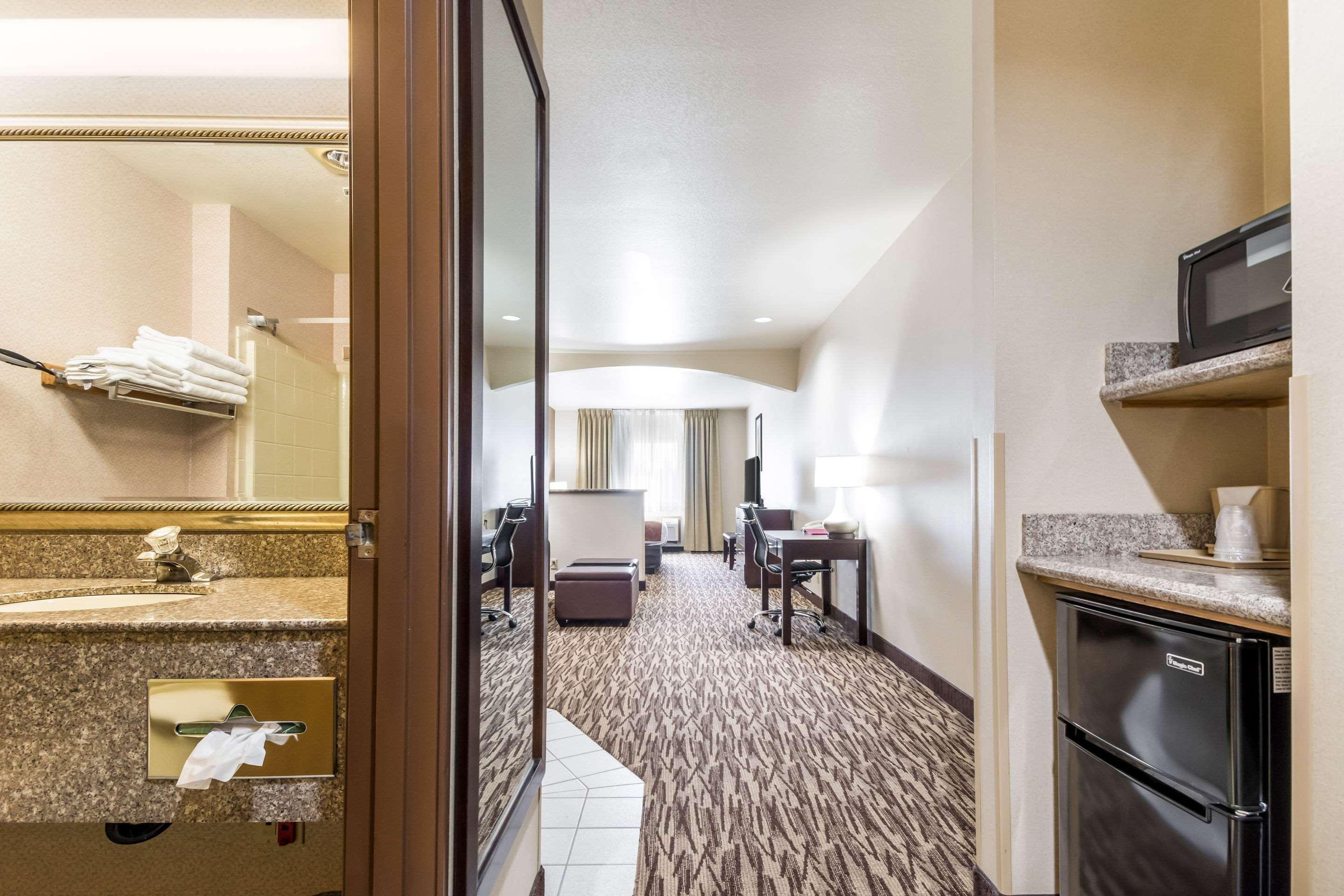 Comfort Suites Portland Airport Esterno foto
