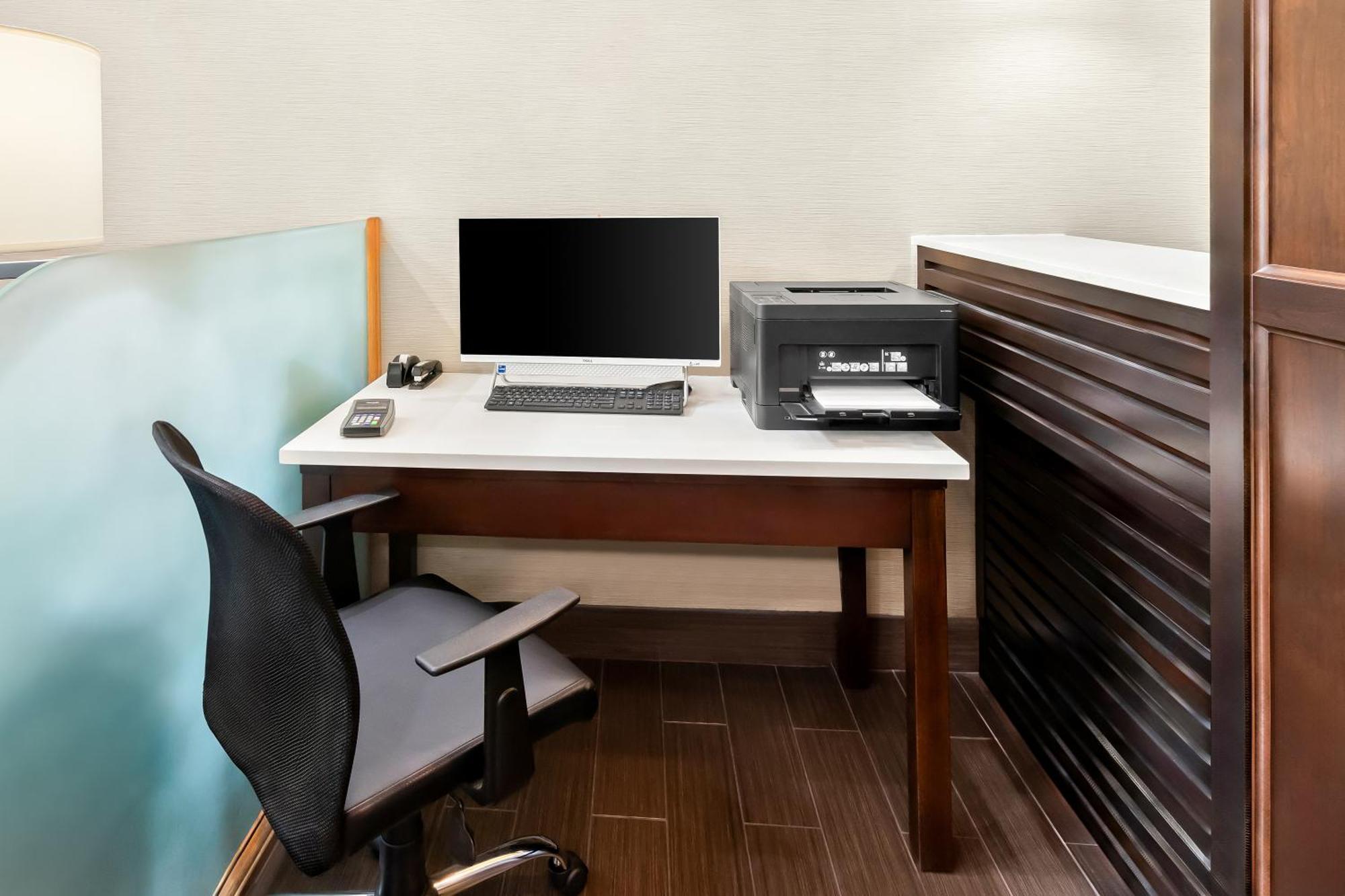 Comfort Suites Portland Airport Esterno foto