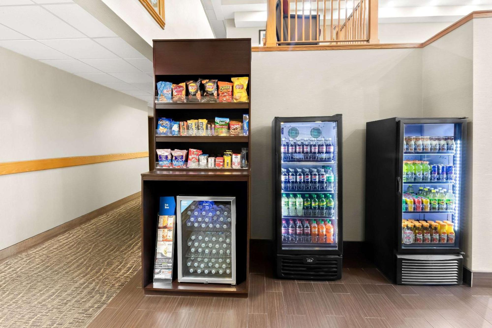 Comfort Suites Portland Airport Esterno foto