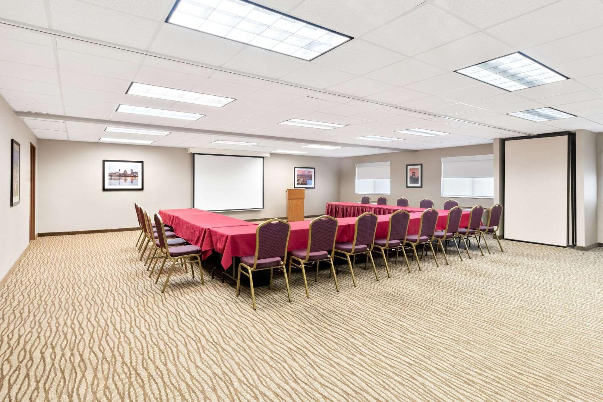 Comfort Suites Portland Airport Esterno foto